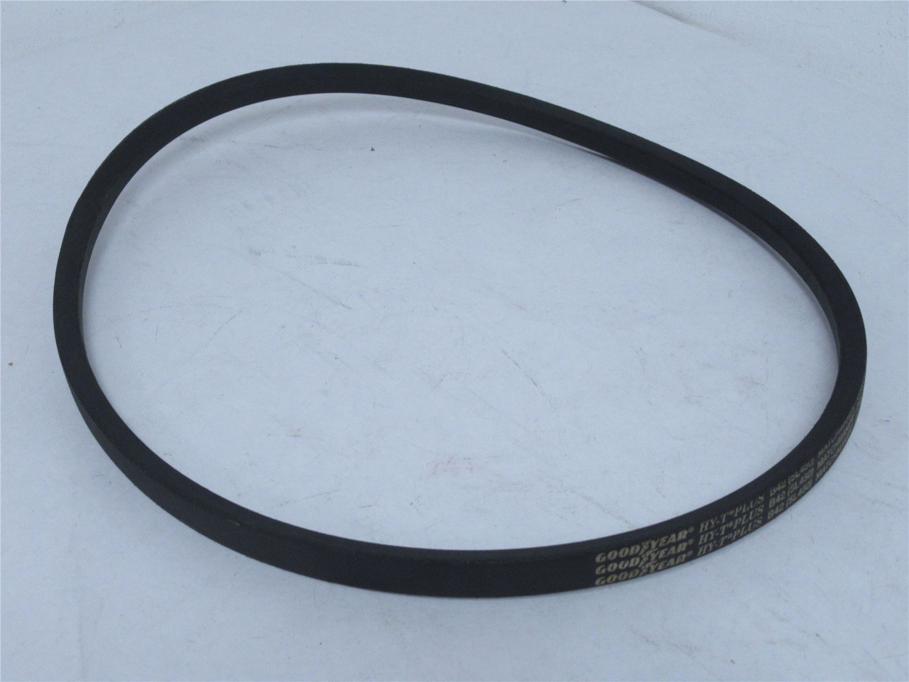 GoodYear B42 (5L450); HY-T PLUS; V-Belt; 45" OL; 0.65" Top W