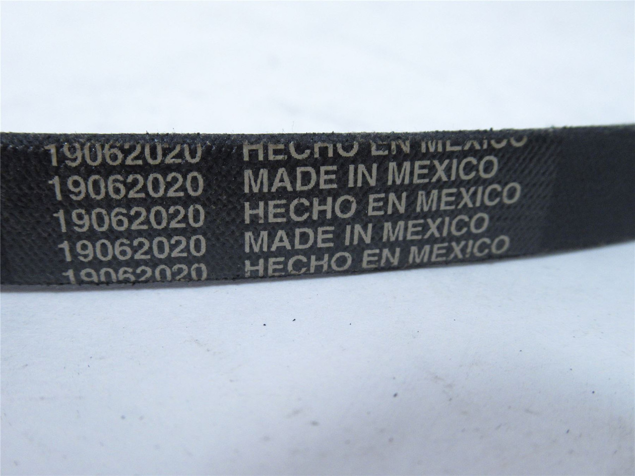 Continental A63; HY-T PLUS; V-Belt; 65" OL; 1/2" Top W