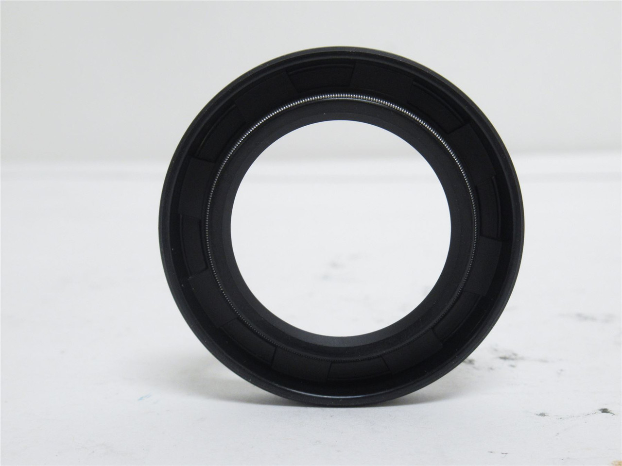 CHO 1574; Lot-2; Oil Seals; 30mmID x 47mmOD x 7mm Wide