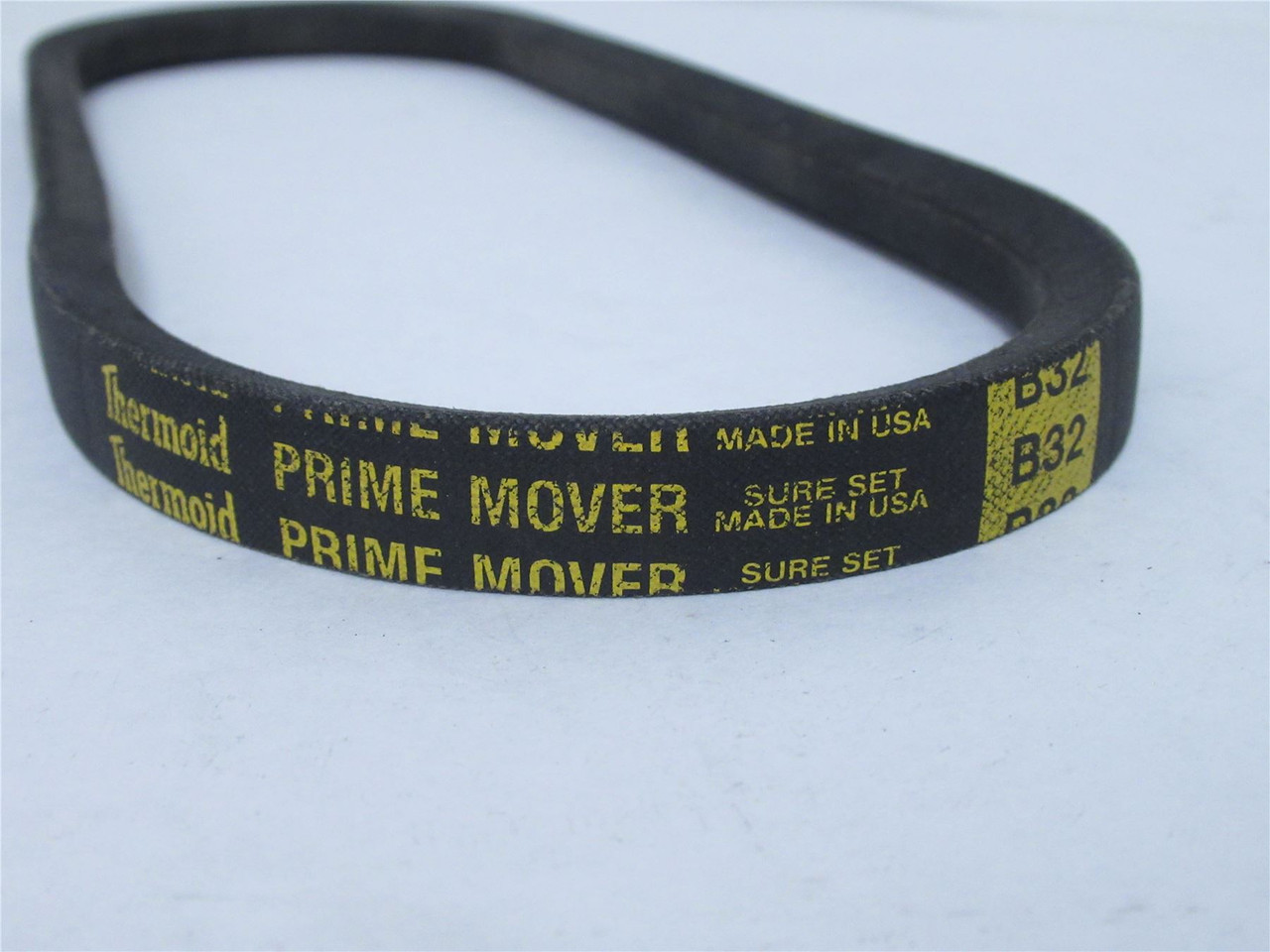 Thermoid B32; V-Belt; 35" Outside Length; 21/32" Top Width