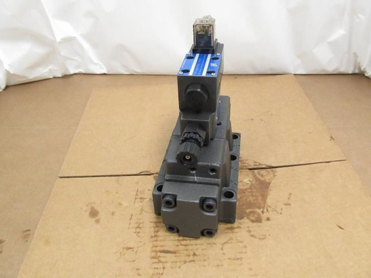 Northman SW-G06-C4B-A120-20-PO, Directional Control Valve