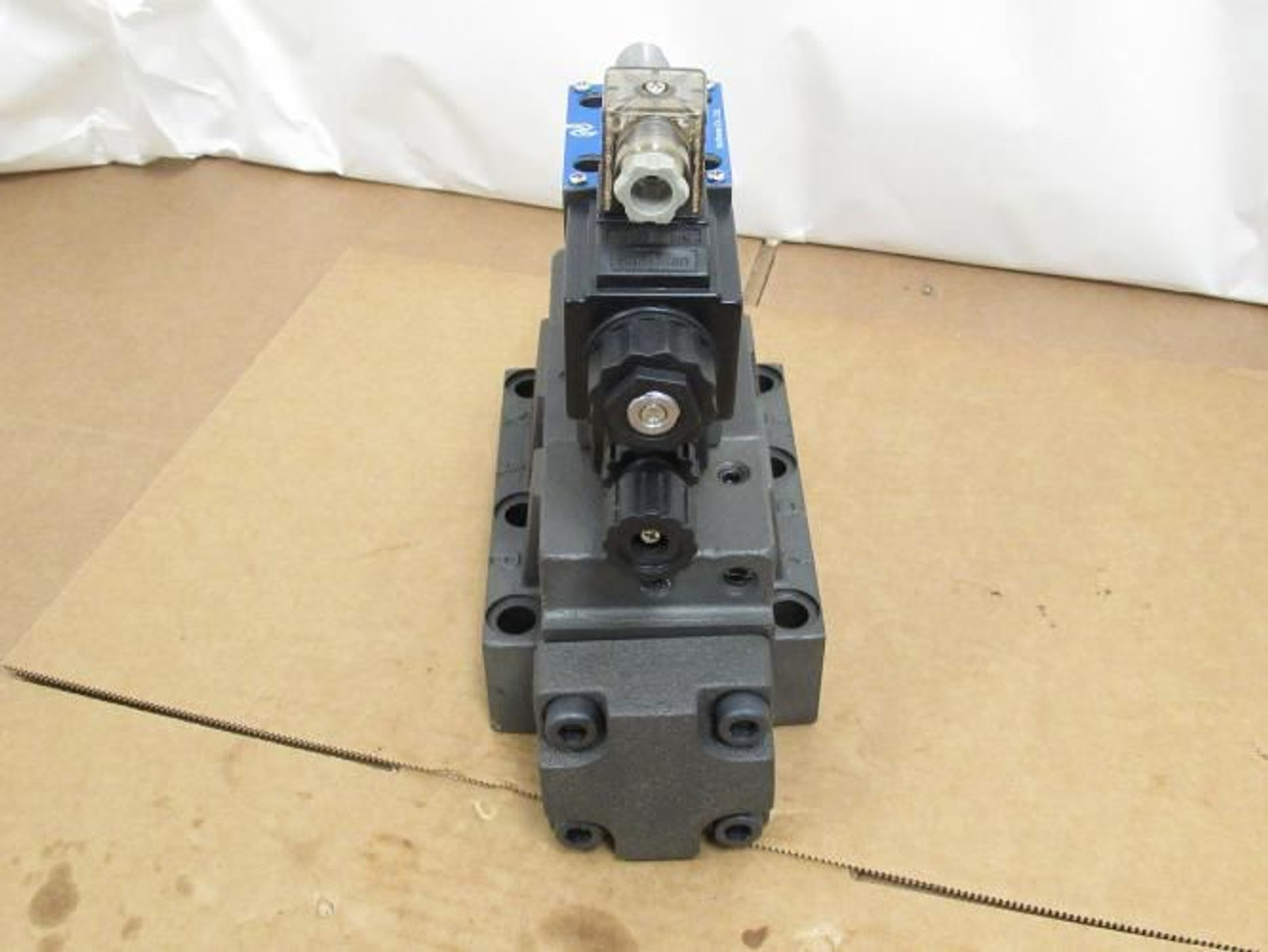 Northman SW-G06-C4-A120-20-PO, Solenoid Valve (1 COIL gone)