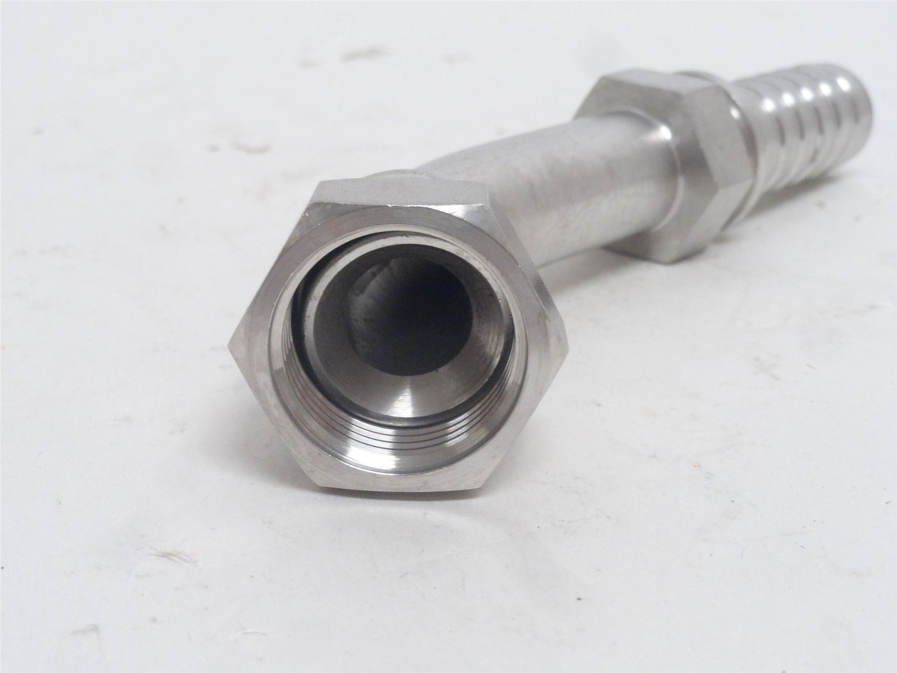 Gates 12B-12FJX45S-SS ; Tube Elbow SS 45Deg 3/4JIC x 3/4 Barb