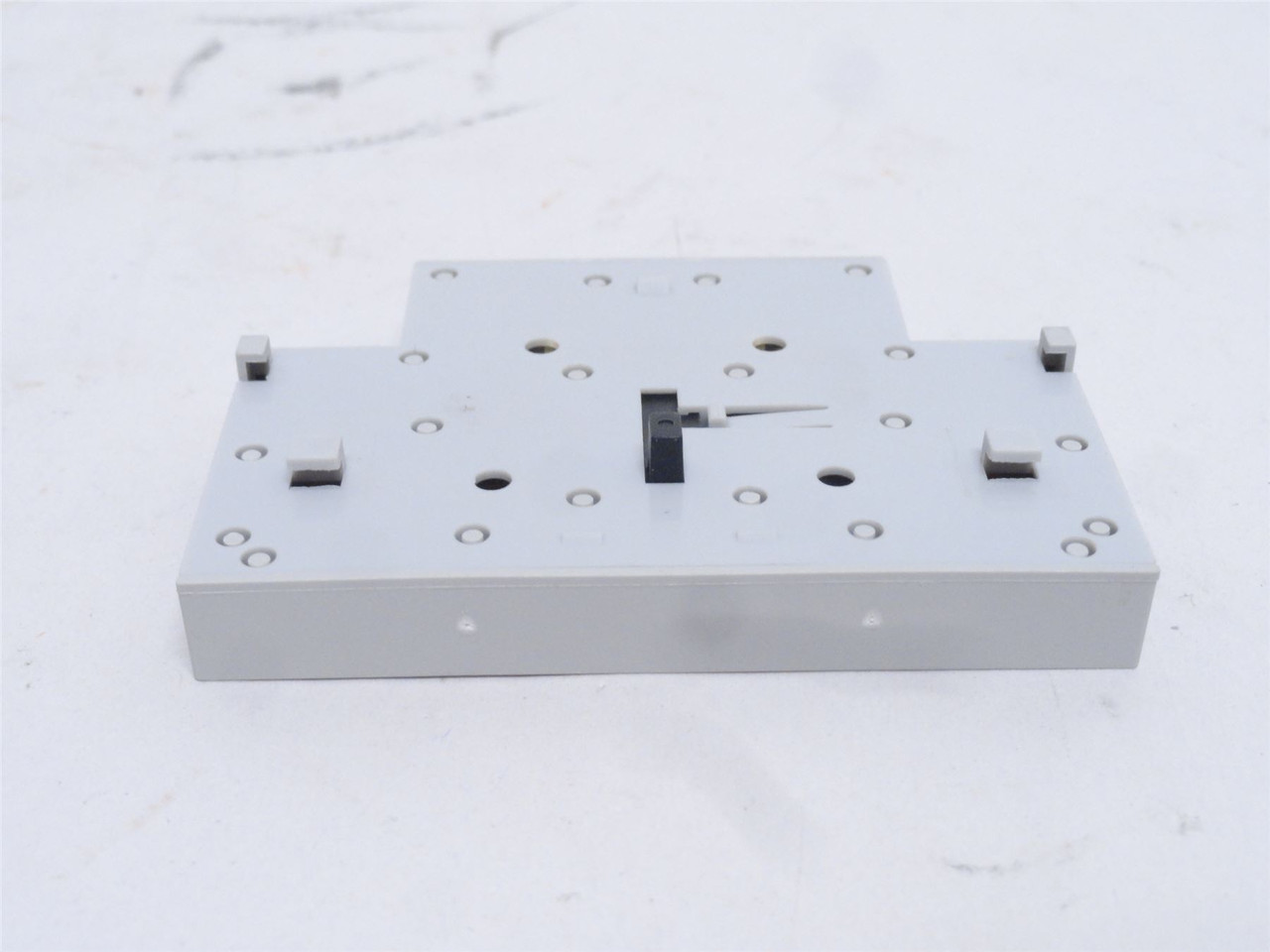 Allen-Bradley 100-SA10; Auxialary Contact; 10A; 600VAC; 1-NO