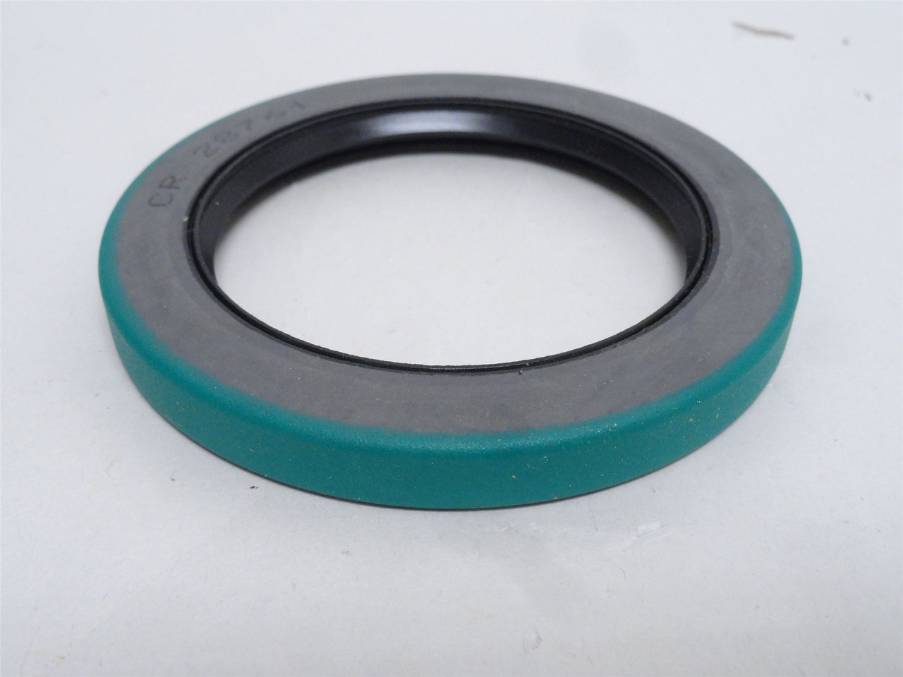 CR 28761; Double Lip Oil Seal 2-7/8"ID x 4"OD x 7/16" Wide CR 28761; Double Lip Oil Seal 2-7/8"ID x 4"OD x 7/16" Wide