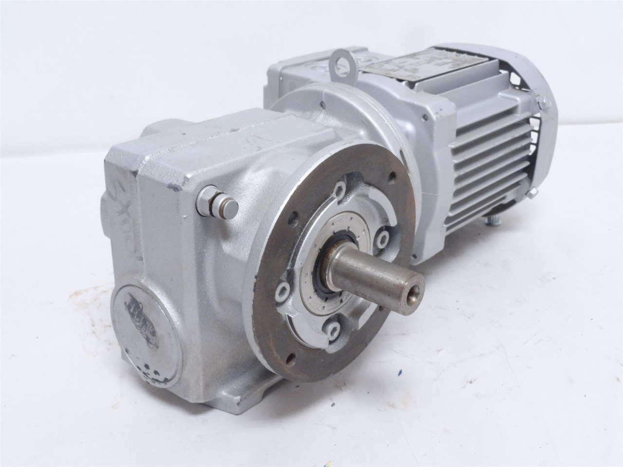 SEW SF37DR63L2; AC Gearmotor; 11:1 Ratio; 0.37kW; 277480V