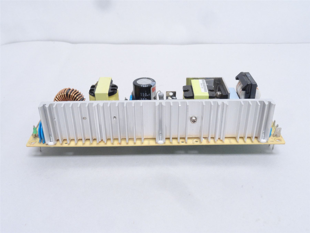 MW LPP-150-24; Power Supply IN: 100-240VAC Output: 24VDC 6.3A