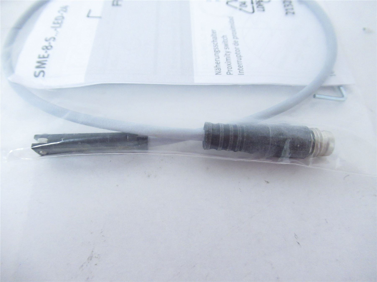 Festo SME-8-S LED-24; Proximity SensorT SlotM8 3-PinM8 Plug