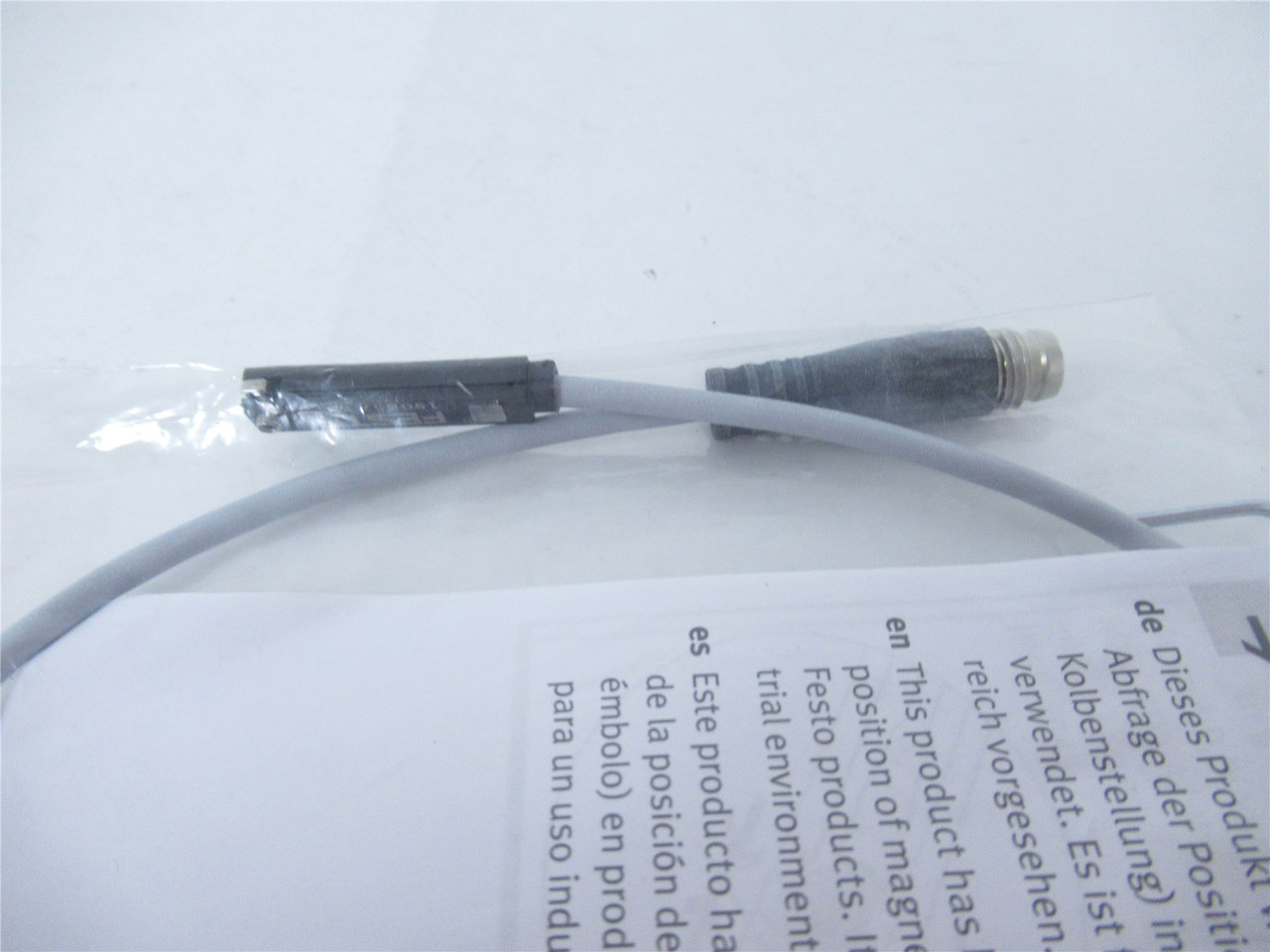 Festo SME-8-S LED-24; Proximity SensorT SlotM8 3-PinM8 Plug