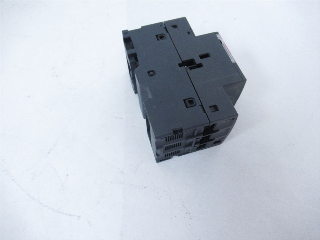 Schneider GV2ME10; Manual Starter 4-6.3A 3P 690VAC
