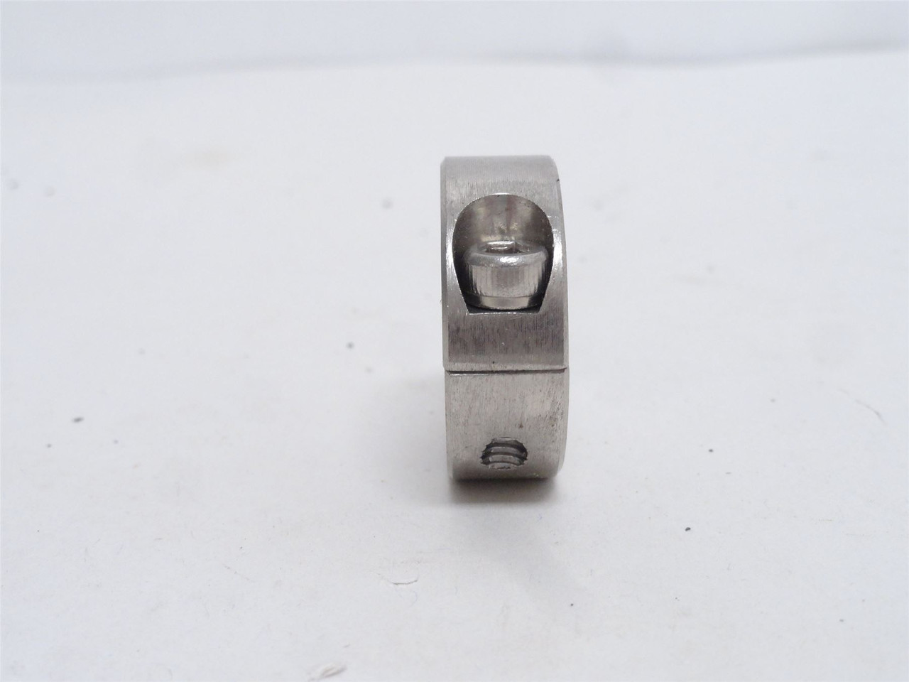MFG- G2SC-062-SS; Shaft Collar SS; 5/8"ID; 1-9/16"OD; 2-Piece