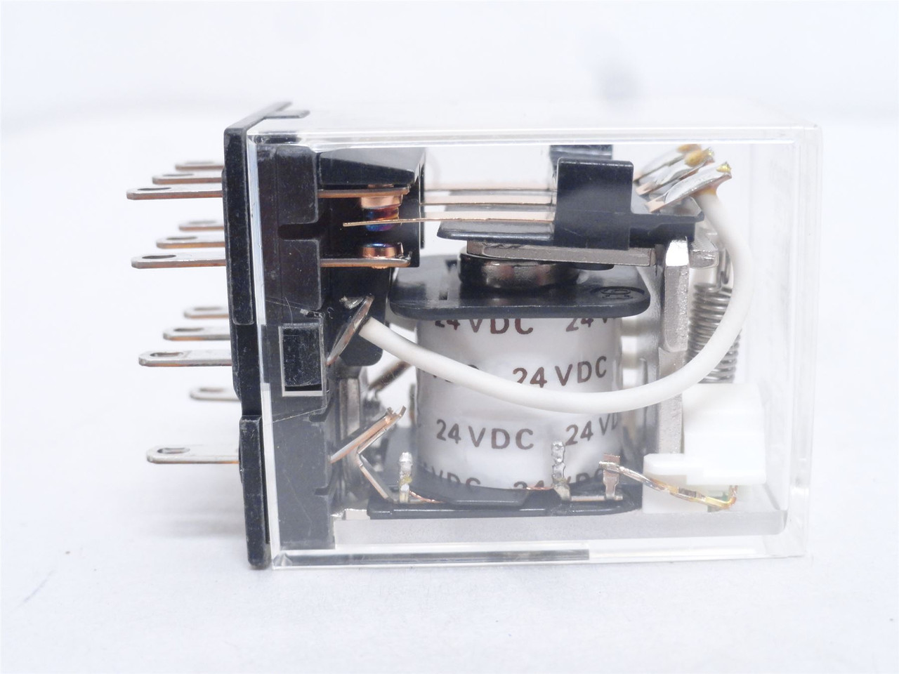 Omron MY3N-DC24; Relay; 5A; 240VAC/25VDC; 3PDT; Coil: 24VDC