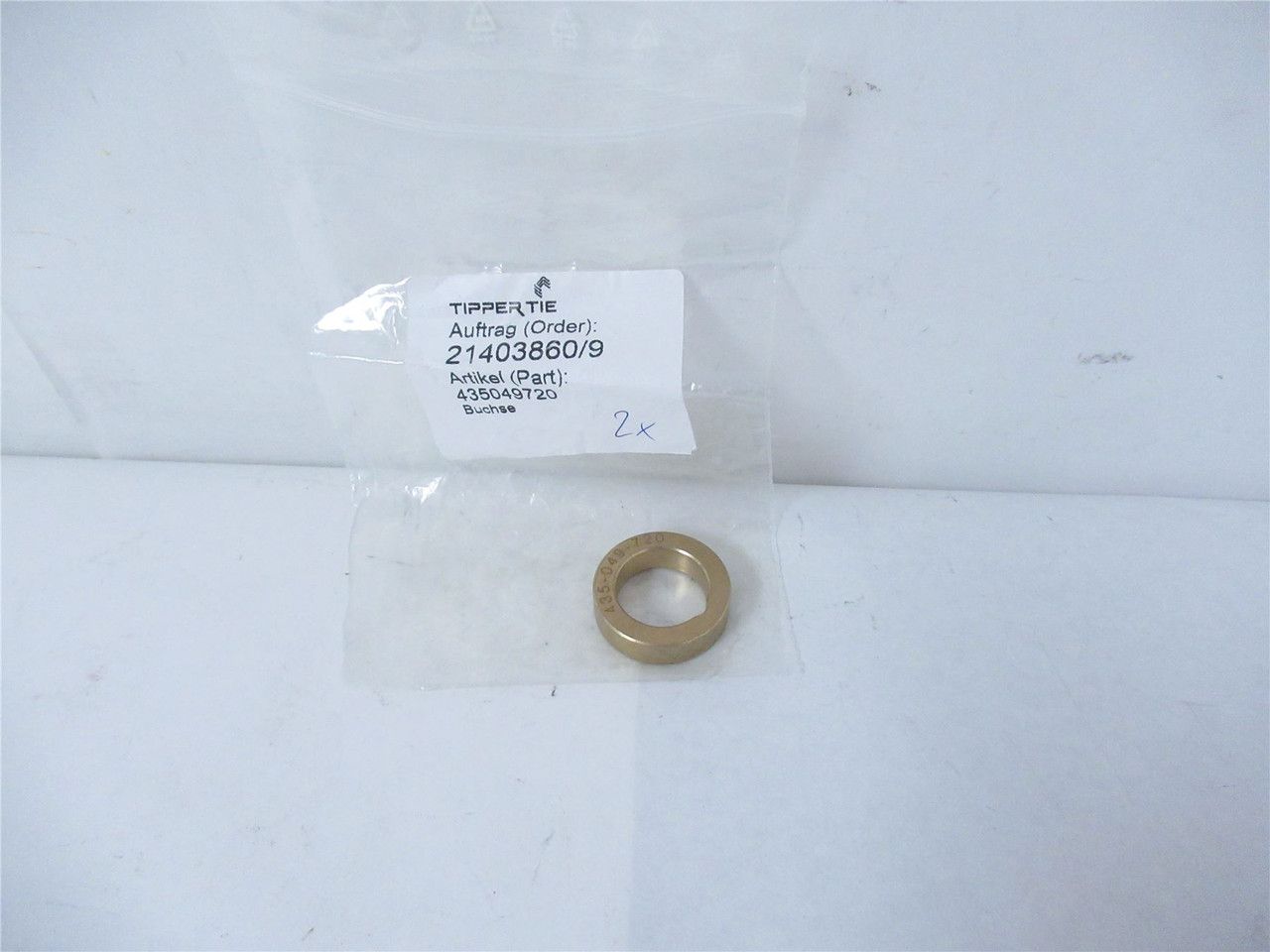 Tipper Tie 435049720; BUSH;RD30 X 8;CLIPPER