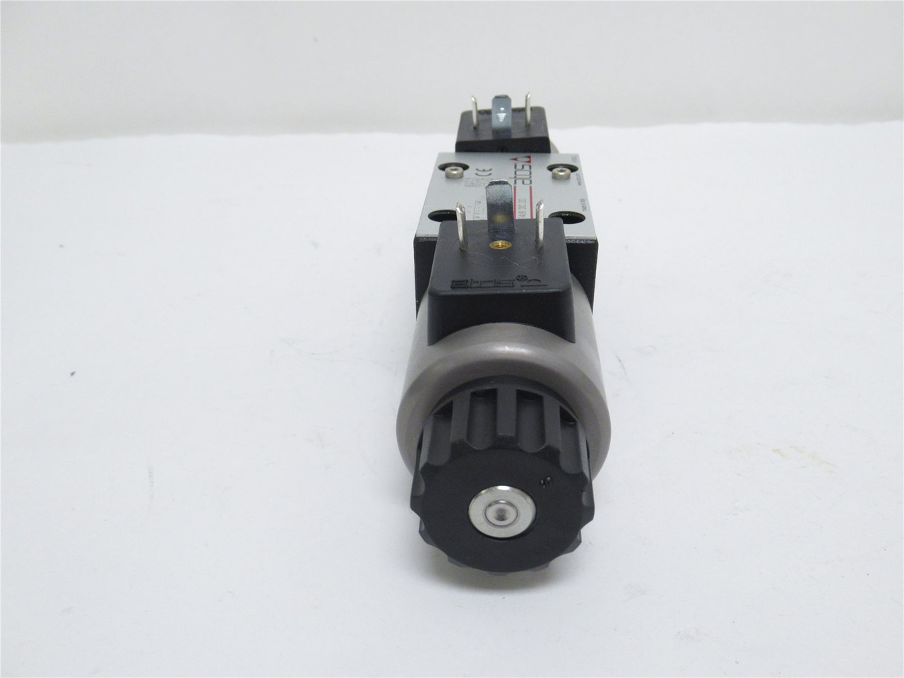 Atos DHE0714/8X24DC; Double Solenoid Valve; 24VDC; 3-Pos