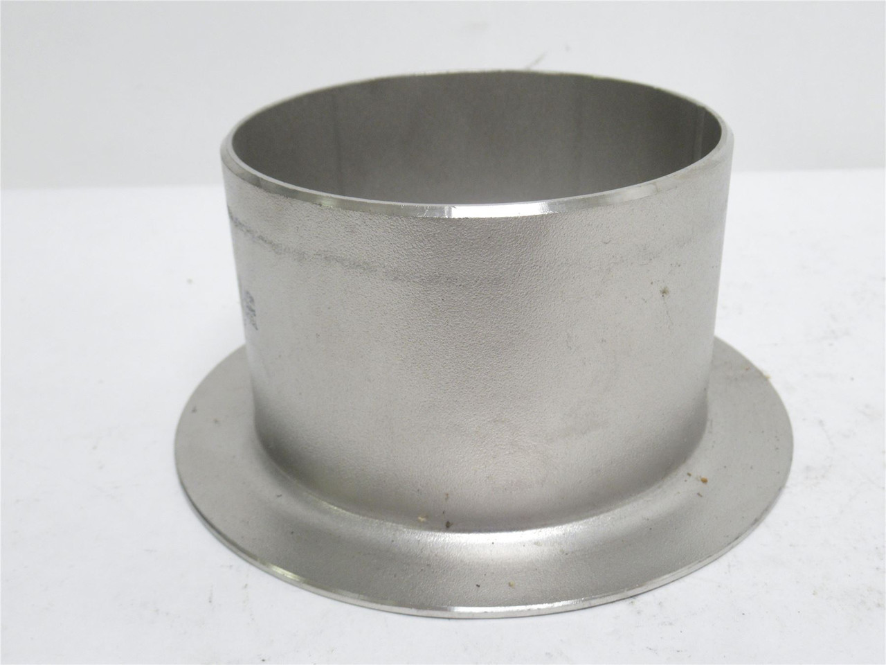 Techtube C34AW1900789; True Cap Tube; SS-304; Size: 4"