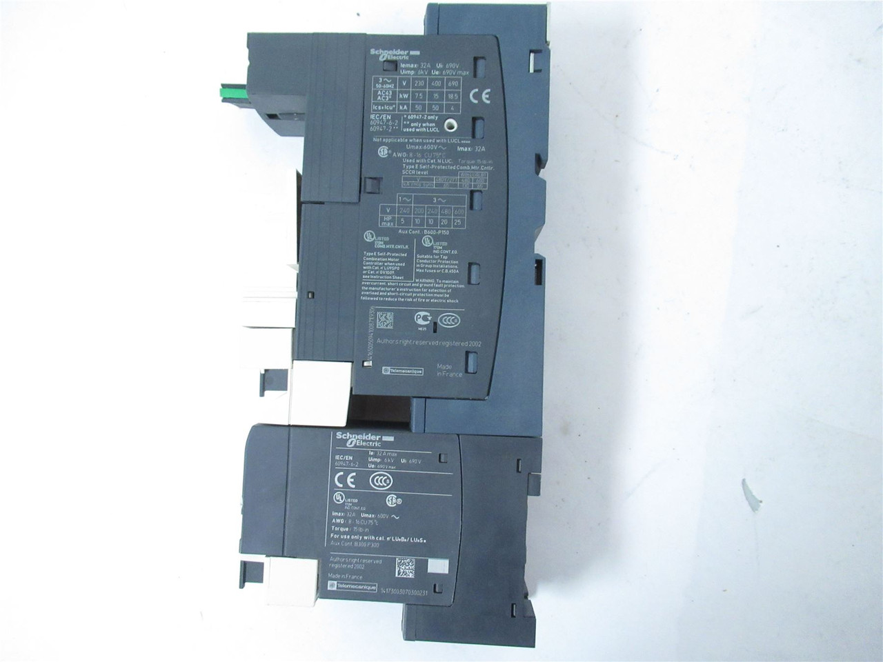 Schneider LU2B32FU; Reversing Starter 32A; Coil: 110-240V