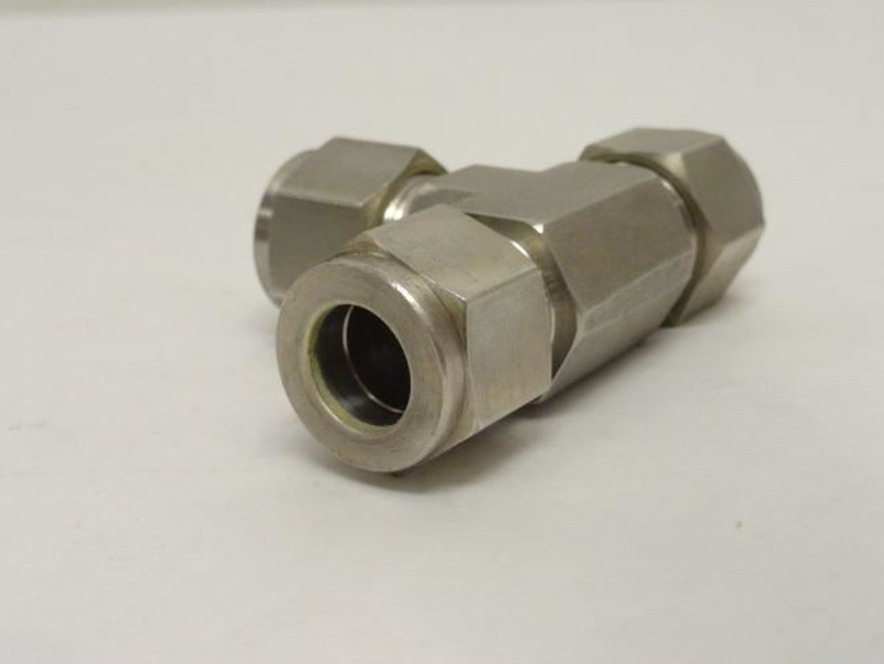 Brennan NS2603-08-08-08-SS; Union Tee; SS-316; Size: 1/2"