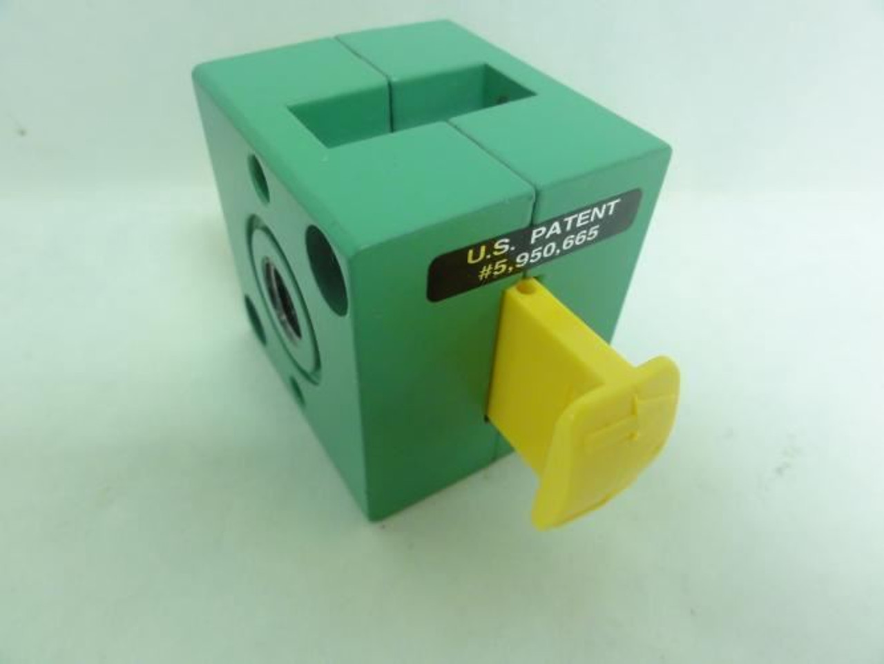 Numatics VS21-02; Shut Off Valve; 1/4" NPT; 300PSI