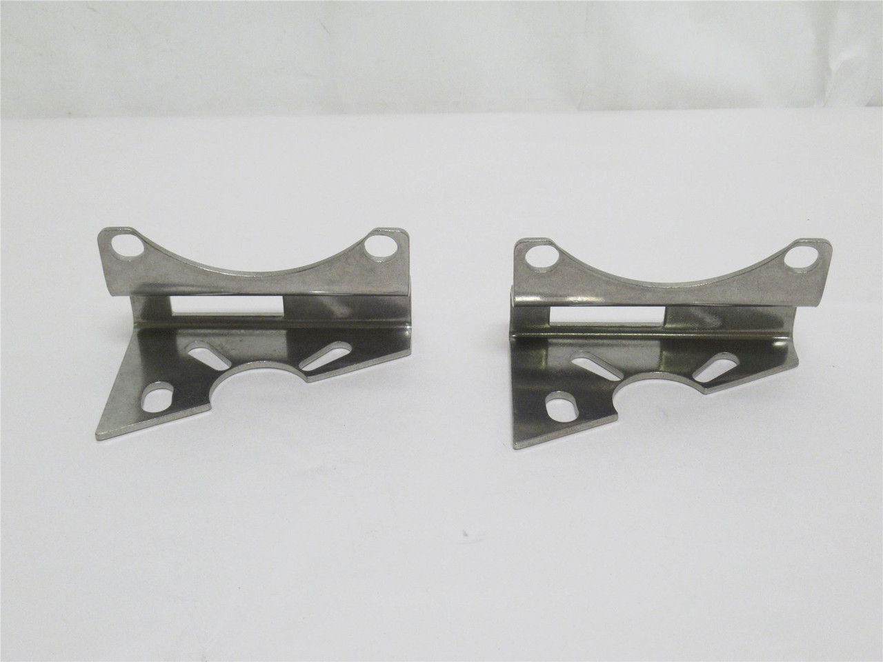 Dixon B5101-ISO300400; Rack/Pinion Mounting Kit 2" To 2-1/2"