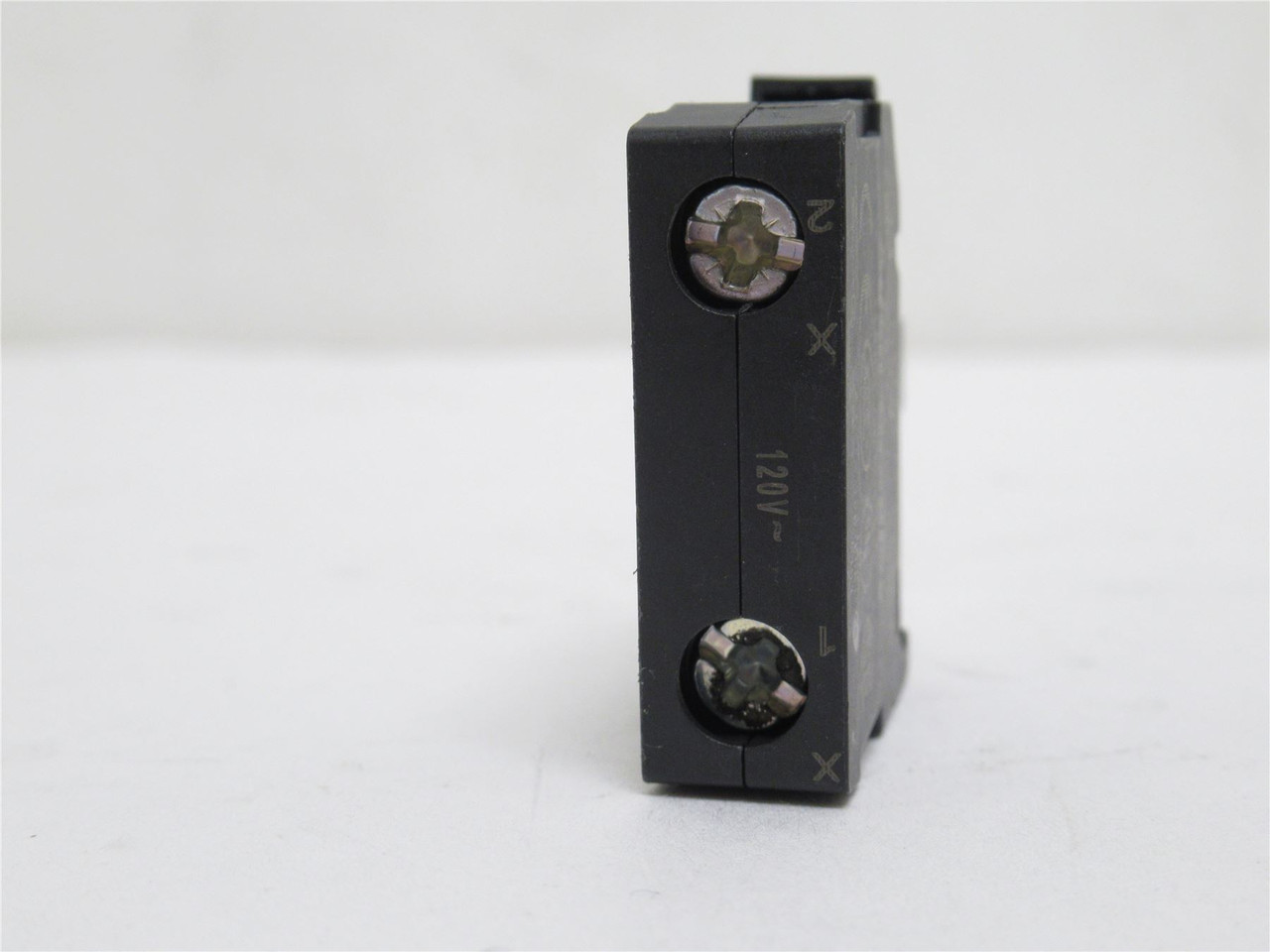 Allen-Bradley 800F-N5W; Integrated LED Module; 22mm; 120VAC