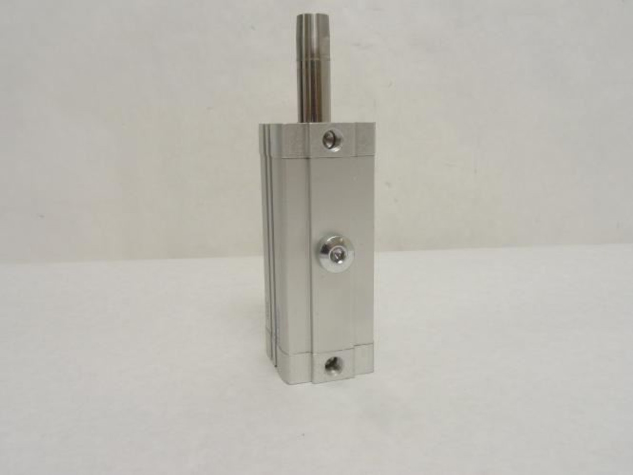 Festo CLR-32-10-R-P-P; Linear Swivel Clamp; 10mm Stroke