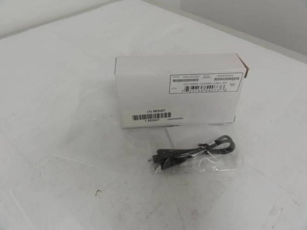 Motorola HKKN4026A; CLP Series Cloning Cable Kit Motorola HKKN4026A; CLP Series Cloning Cable Kit