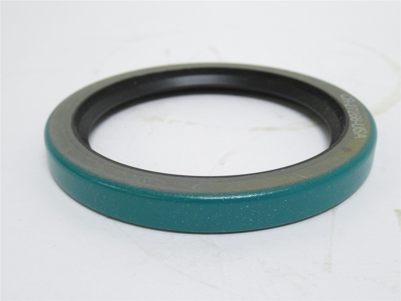 CR 27268; Single Lip Oil Seal 2-3/4"ID x 3-1/2"OD x 3/8" Wide CR 27268; Single Lip Oil Seal 2-3/4"ID x 3-1/2"OD x 3/8" Wide