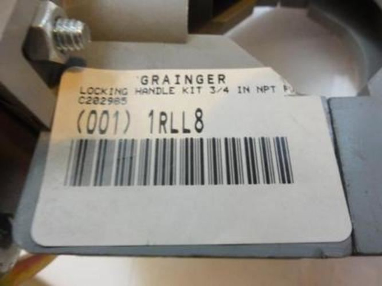 Grainger 1RLL8; Locking Handle Kit; 3/4" NPT Lever lock