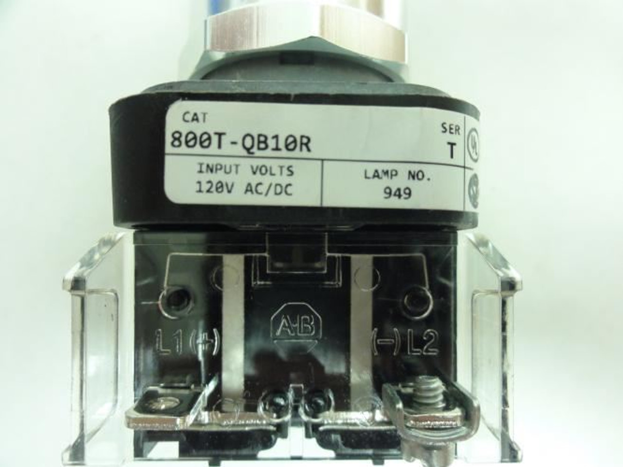 Allen-Bradley 800T-QB10R; Momentary Push Button; 120VAC/DC