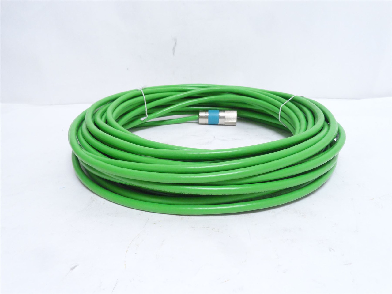 Siemens 6FX5002-2DC40-1CA0; Signal Cable; 24V; M17 Female