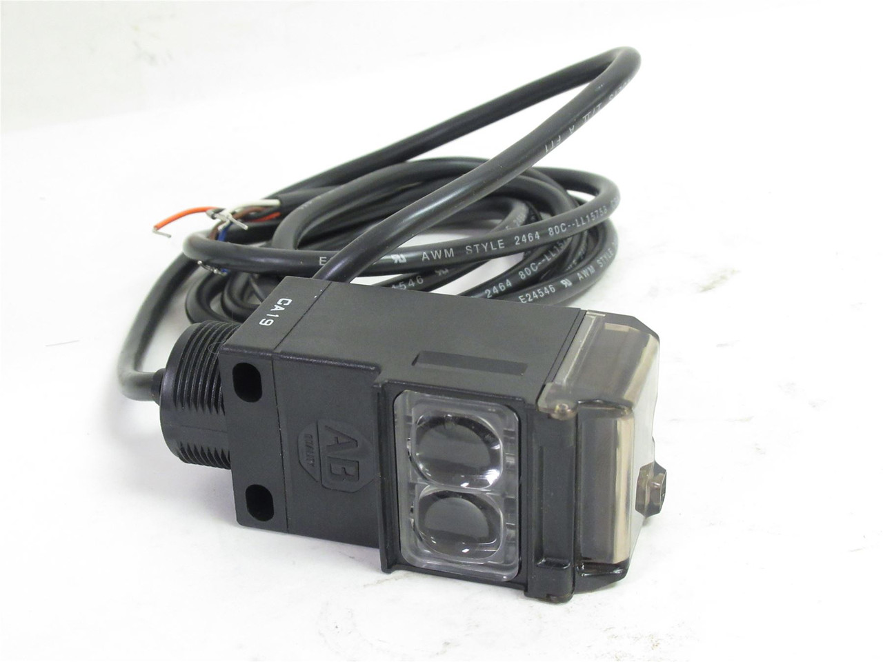 Allen-Bradley 42GTGP-10010-02; Photo SwItch;10-30VDC 70mA Max