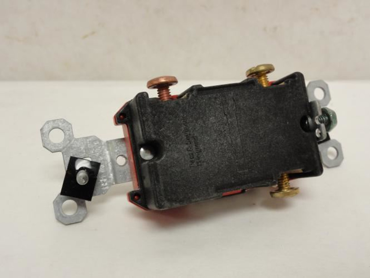 Pass&Seymour CS20AC3-I; Toggle Wall Switch; 20A; 120/277VAC