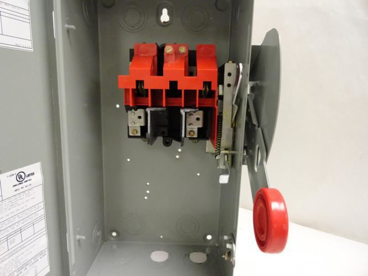 Eaton DH221FGK; Safety Switch; 30A; 2P; 240VAC/DC; NEMA: 1