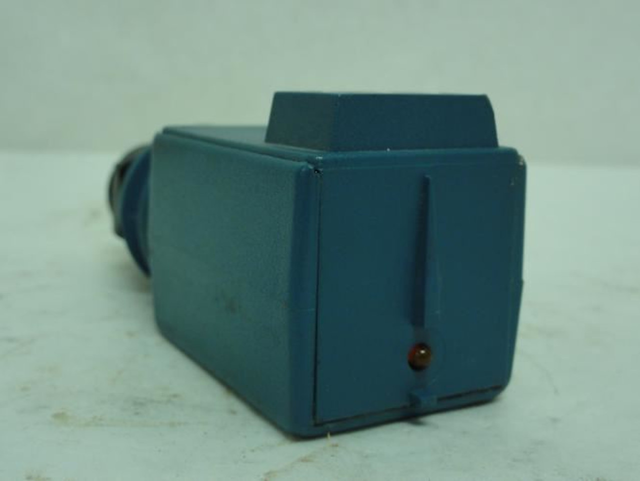 Eaton 1155A-6501; Photo Sensor; Thru-Beam Source; 90-132Vac