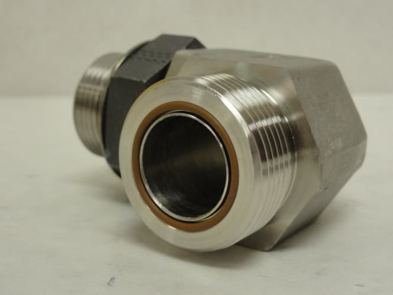 SSP 16 C5OLO-SS; Elbow 90Deg; SS-316; 1 ORFS x 1 BOSS
