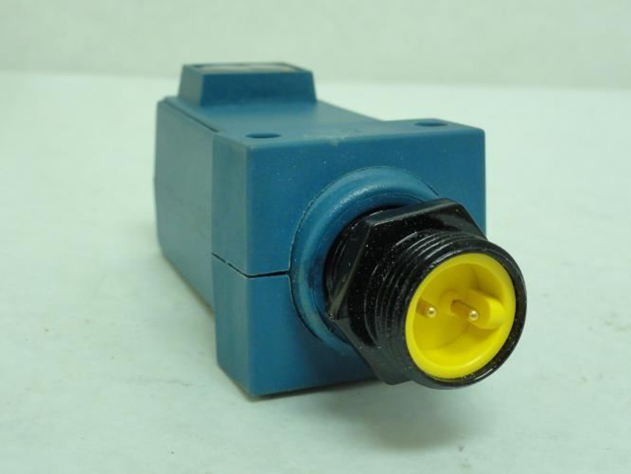 Cutler-Hammer 1155A-6501; Thru-Beam Detector Sensor; 30-132Vac
