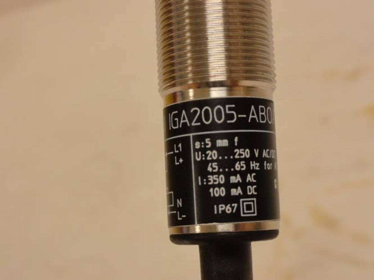 Efector IG0328; Prox Switch; 20-250VAC/DC; NO HARDWARE
