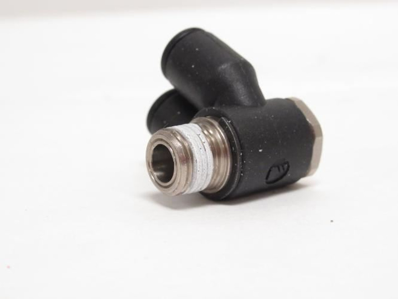 Legris 3049 56 11; Twin Banjo Fitting; 1/4" PTC x 1/8NPT