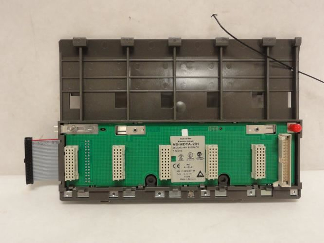 Schneider AS-HDTA-201; Modicon Second; Subrack 5-Slot Backplane