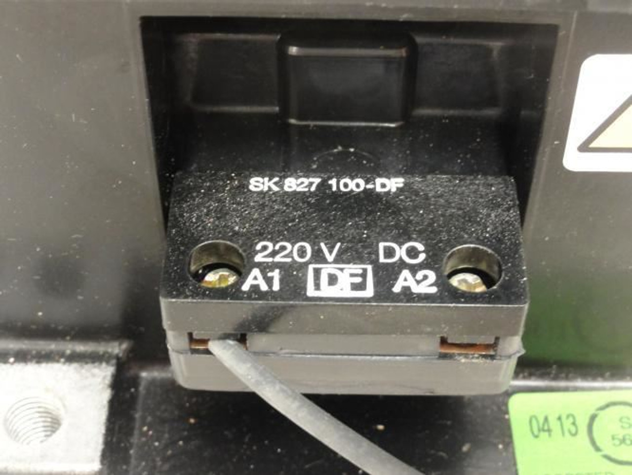 ABB EH450C-RL; Contactor 420A 3P 600V Coil: 220V 400Hp