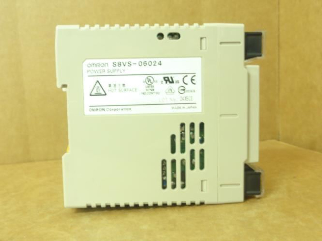 Omron S8VS-06024; Power Supply 100~240VAC In 24VDC 2.5A Out