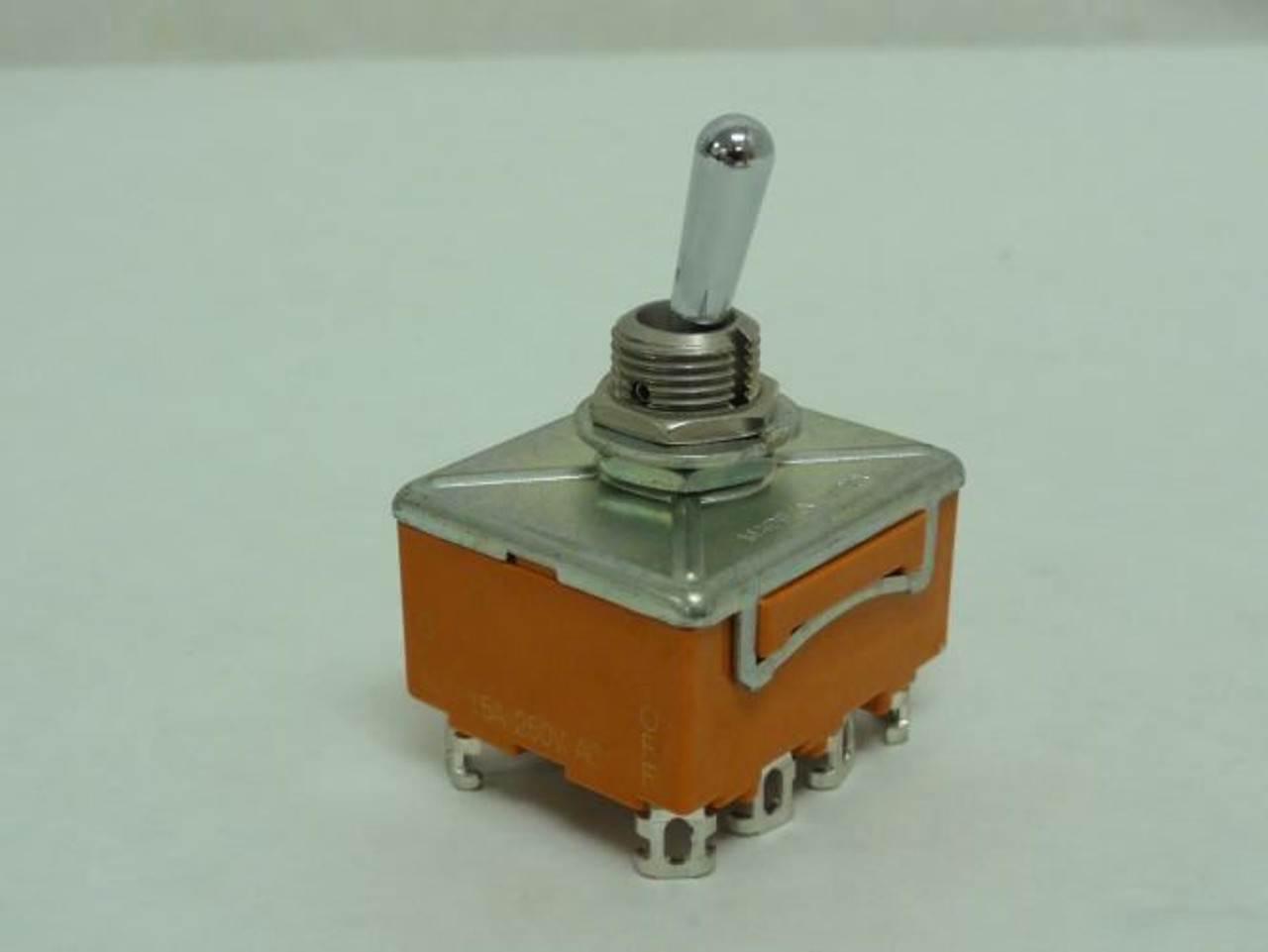 Panasonic WD16119F; Toggle Switch; 2-Position; 15A; 250VAC
