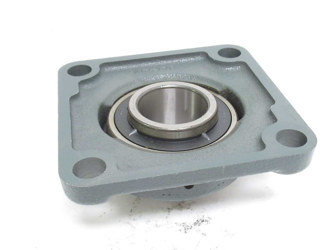 NTN UCF208D1; Flange Bearing; 40mmID; 4-Bolt Mount