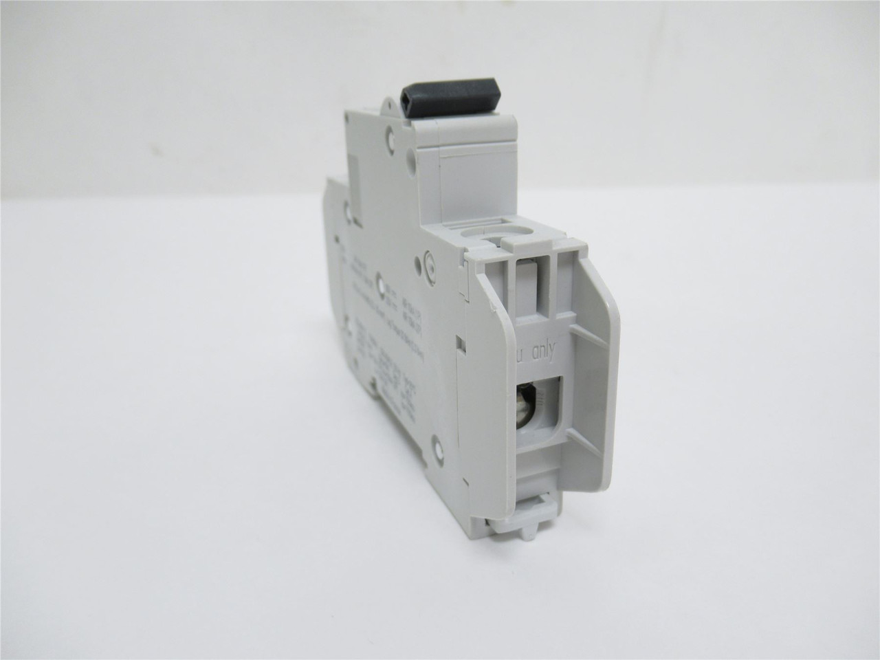 Schneider 60112; Circuit Breaker; 15A; 120/240VAC; 1 Pole