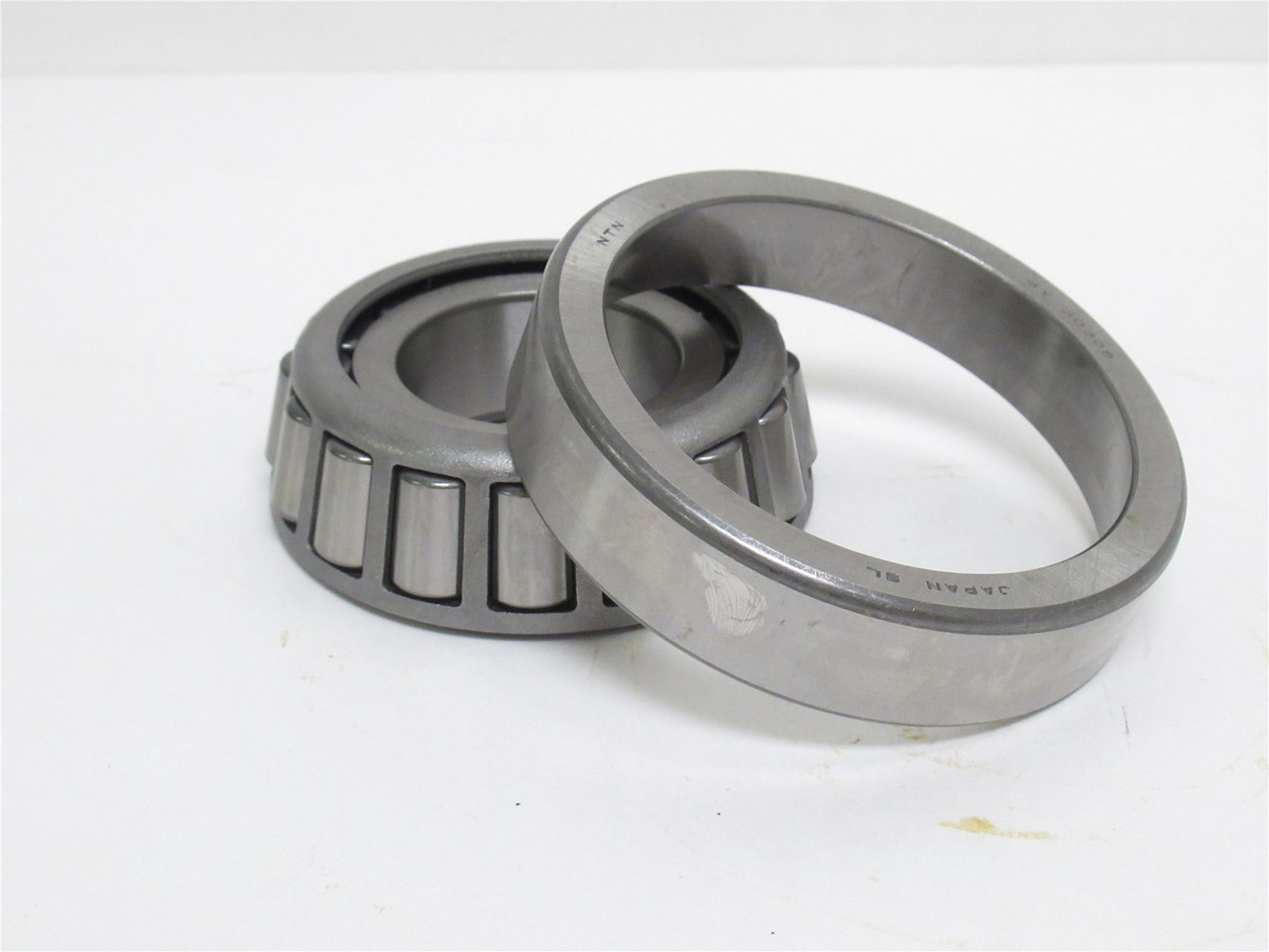 NTN 4T-30308; Tapered Roller Bearing W/Cup; 40mmID x 90mmOD