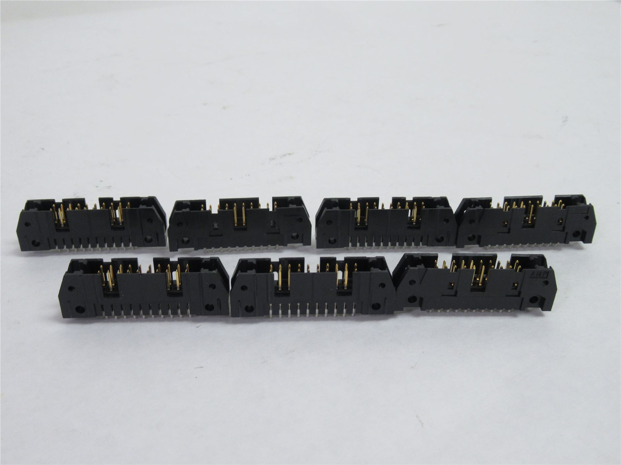 TE Connectivity 5102153-4; Lot-7 AMP-LATCH; 20-Position; HDR