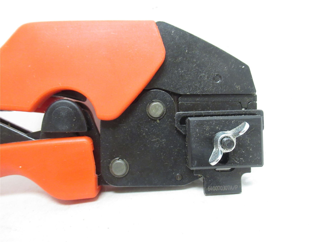 Molex 640030400; Hand Crimper Tool; Quick Connects Terminals