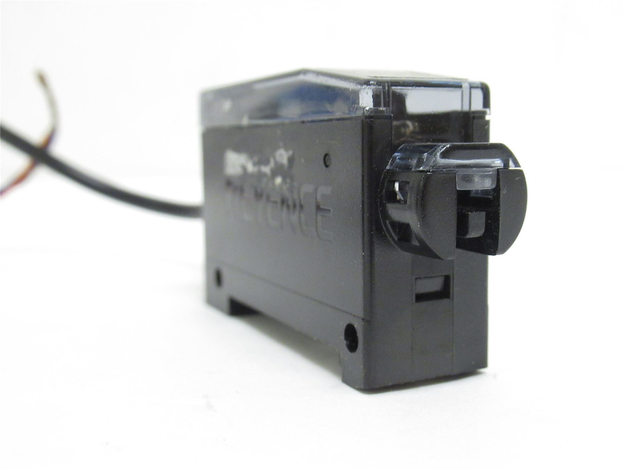 Keyence PS2-61; Amplifier Unit; 12-24VDC; LIGHT-ON/DARK-ON