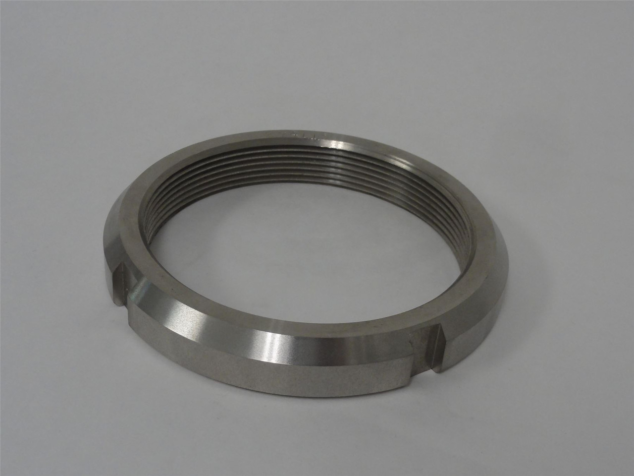 Bosch 274115; Bearing Lock Nut