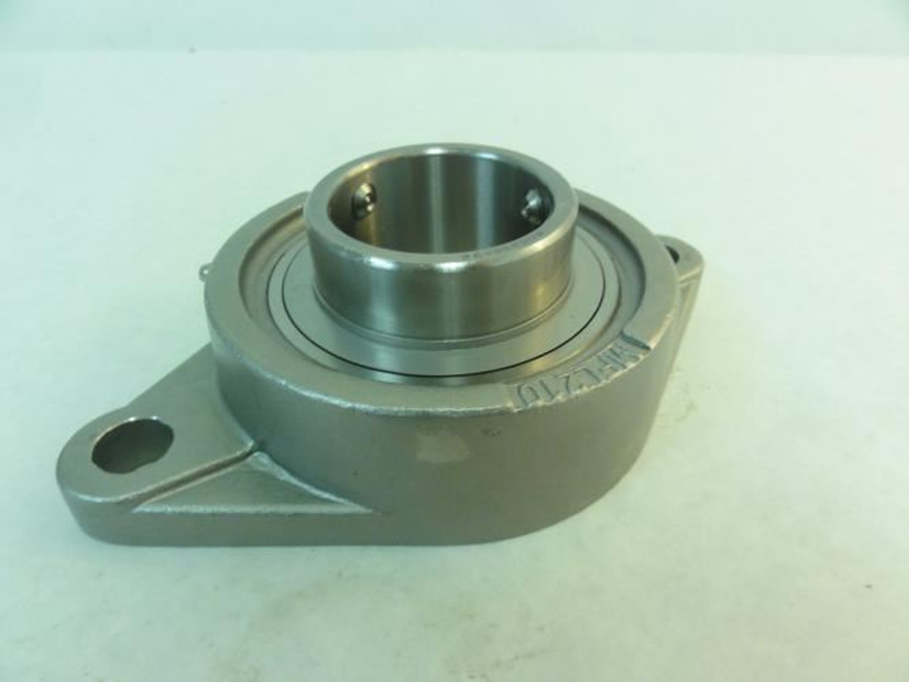 AMI MUCFL210-32; Flange Bearing; 2-Bolt; 2"ID